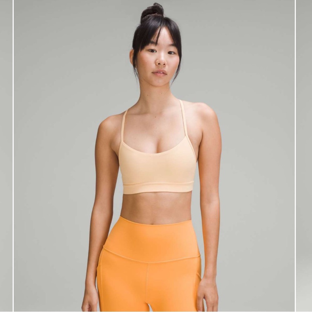 Lululemon sports bra